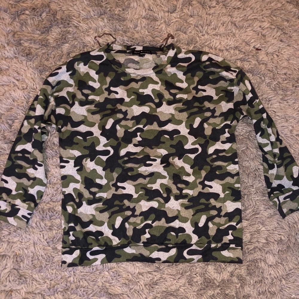 Camo print sweater